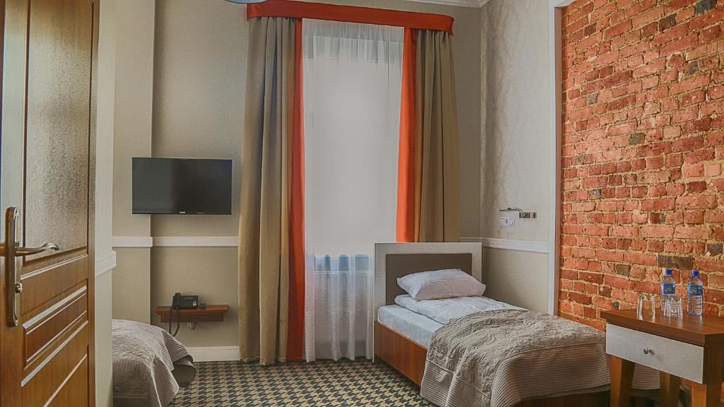 Отель Hotel Kamienica Седльце