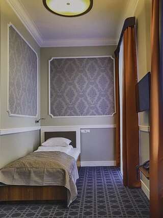 Отель Hotel Kamienica Седльце Двухместный номер с 2 отдельными кроватями-8
